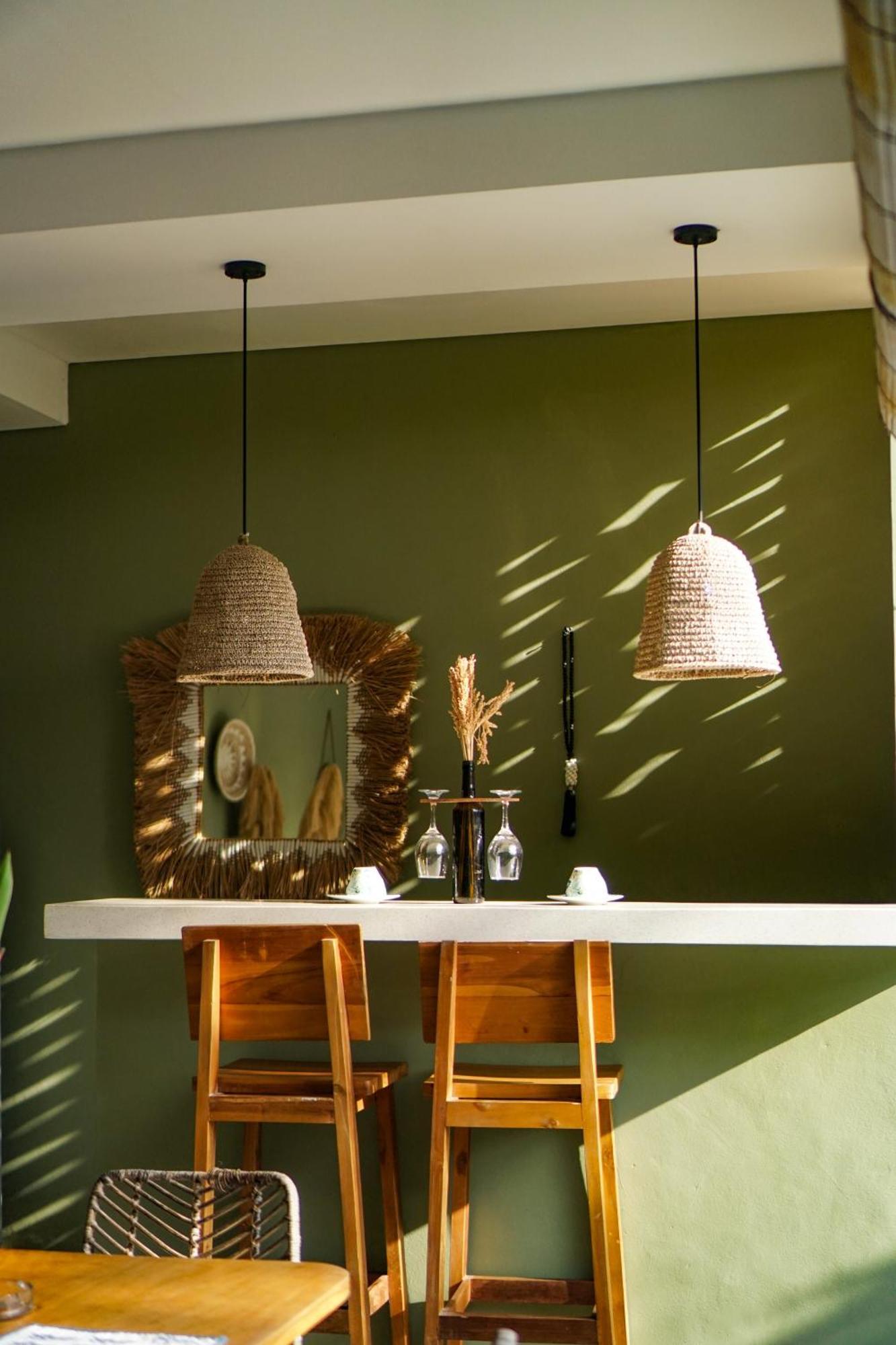 Kiki Village Bathtub And Living Room Canggu  Bagian luar foto